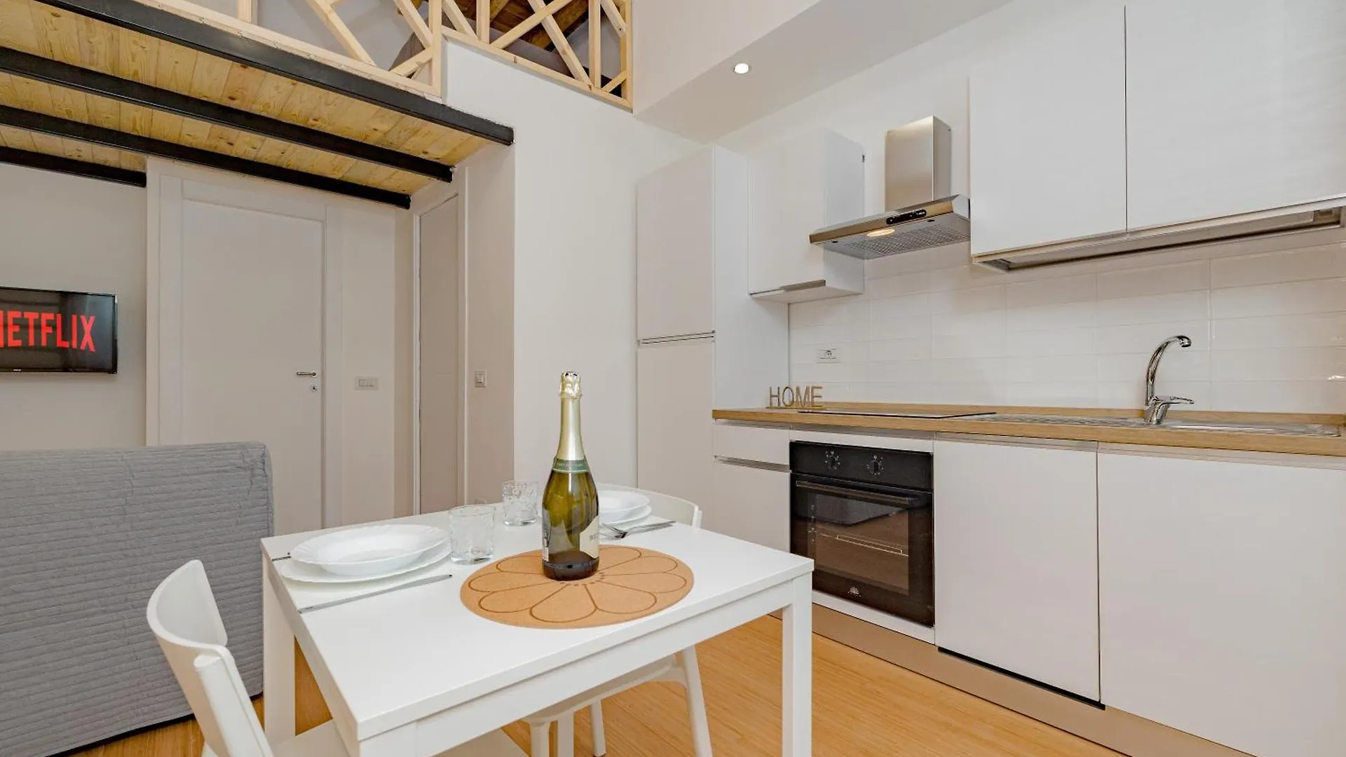מילאנו 1Cli19 -Duomo-Loreto- Central - Boho-Style